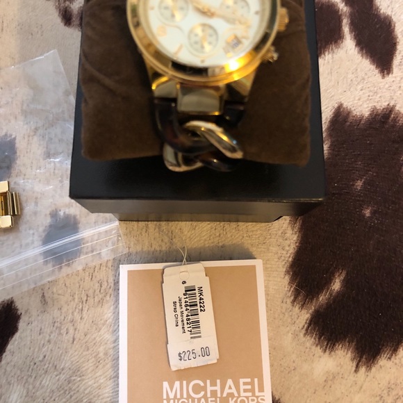 **Michael Kors Multifunction Watch** - Picture 9 of 11